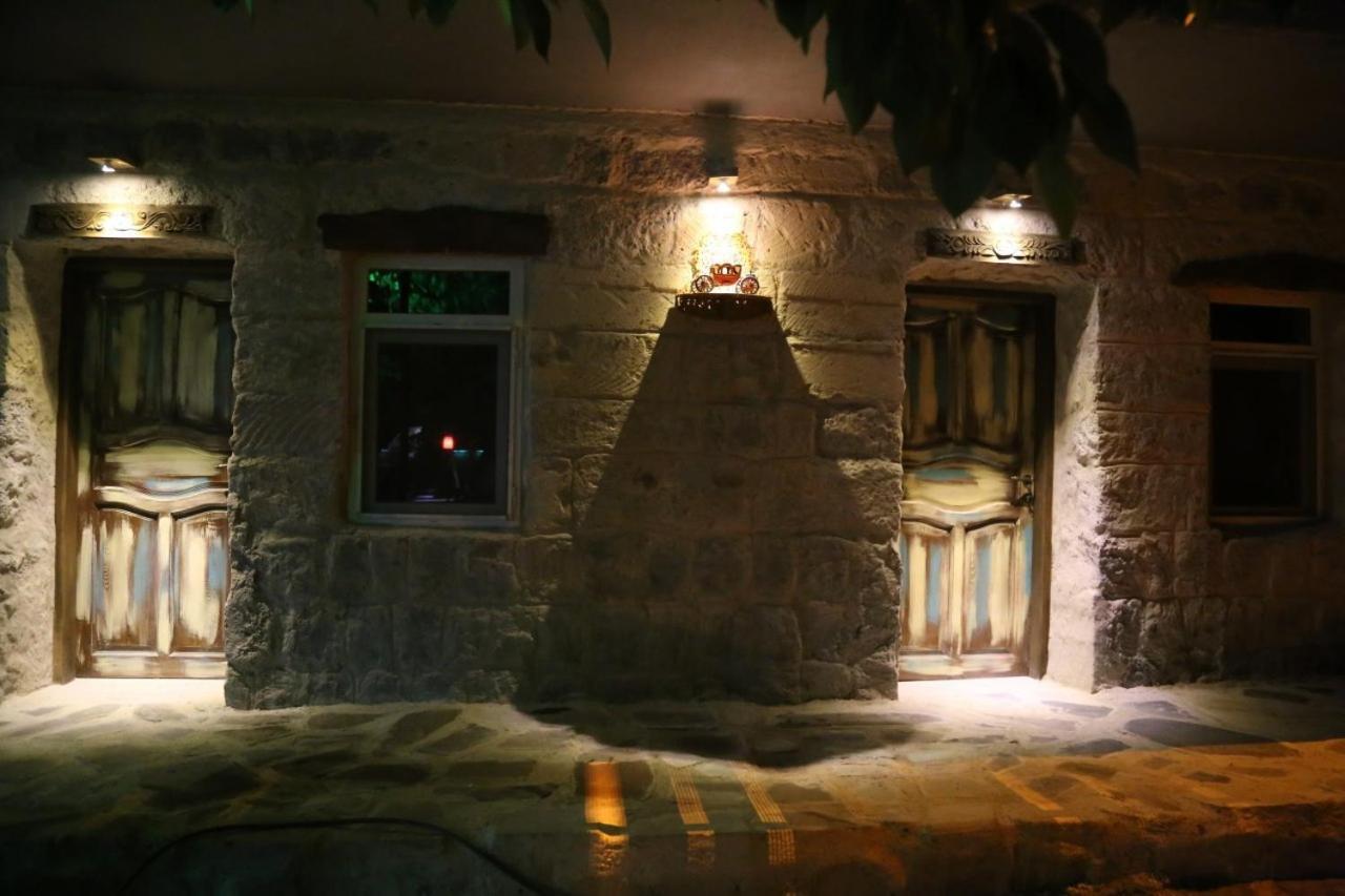 أُتْشيسار Hotel Philosophia المظهر الخارجي الصورة